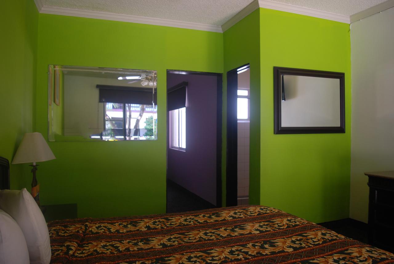 Hotel Suites Royal Tijuana Exteriér fotografie